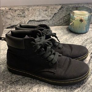 Dr. Martens Meally canvas sneakers size 6